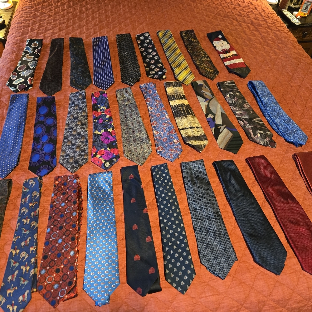 Men's silk neckties